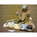 Lagarto leyendo